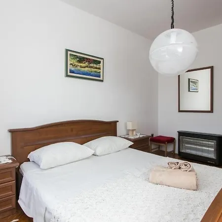 아파트 Maria Kolocep- Three Bedroom With Backyard Terrace And S... Kolocep Island